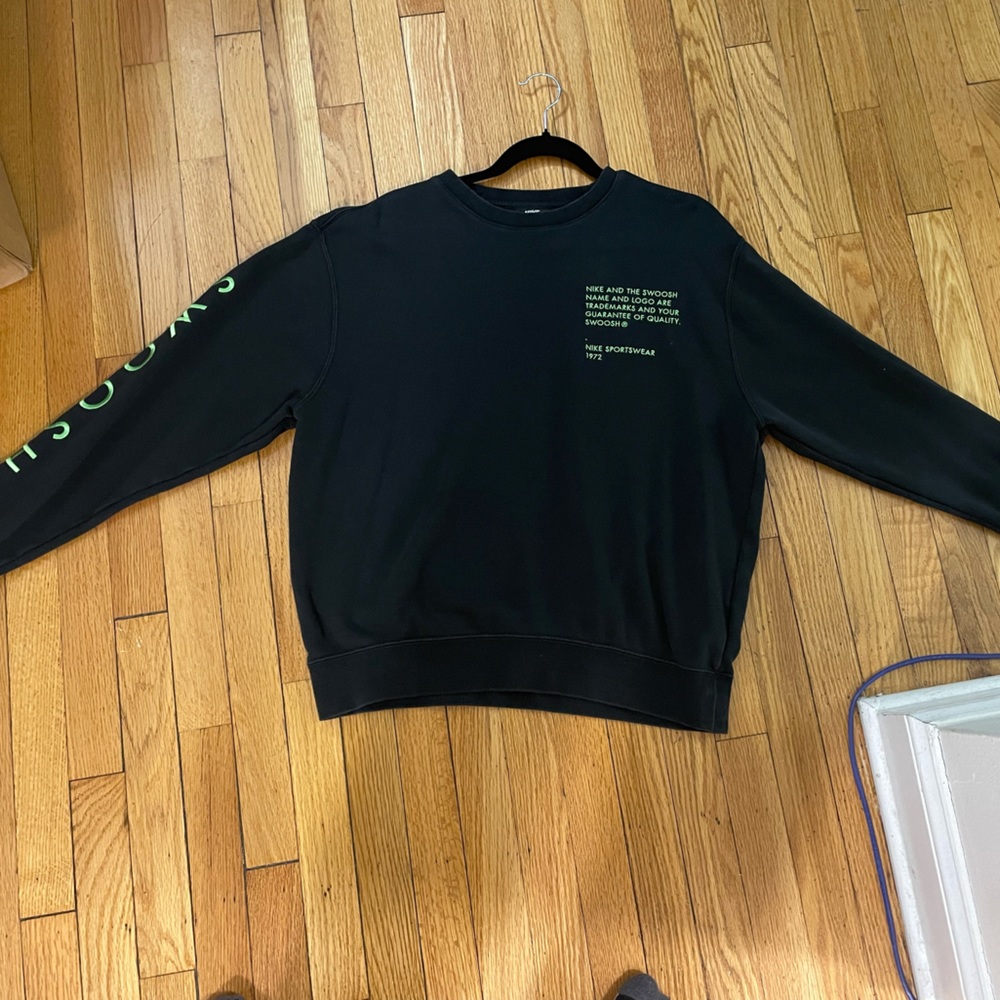 Nike swoosh crewneck